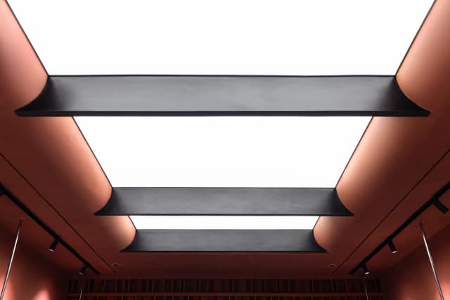 Edge, architectural detail by Senawa