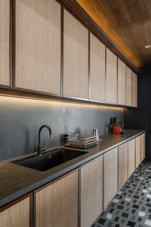 Wood, architectural detail by Senawa