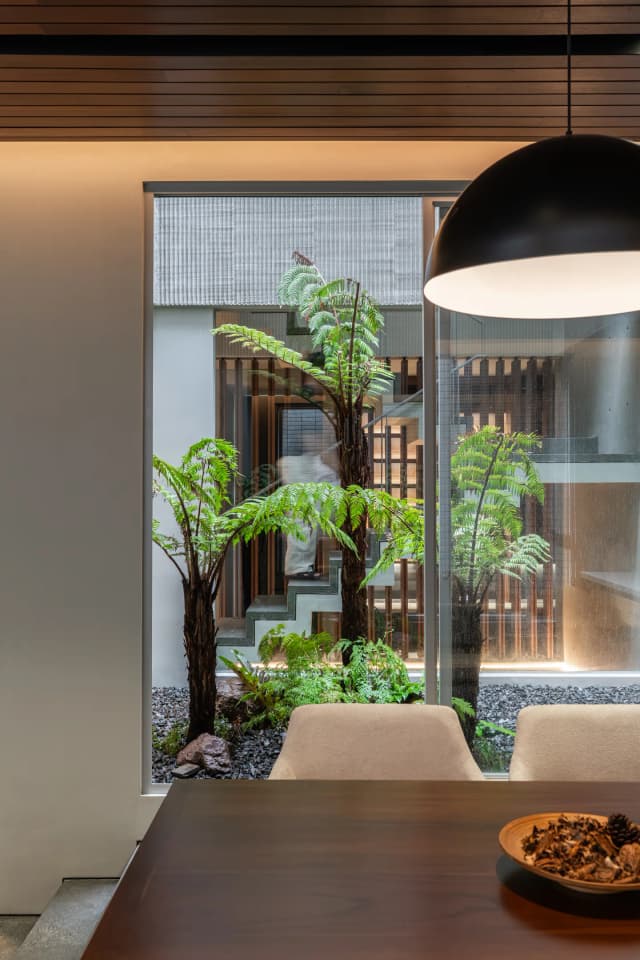 Inner Courtyard, architectural detail by Senawa