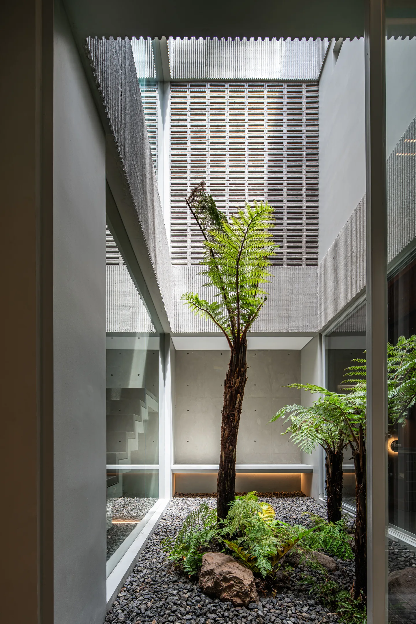 AA House, residential architecture in Bintaro, Tangerang by Senawa (view 2)